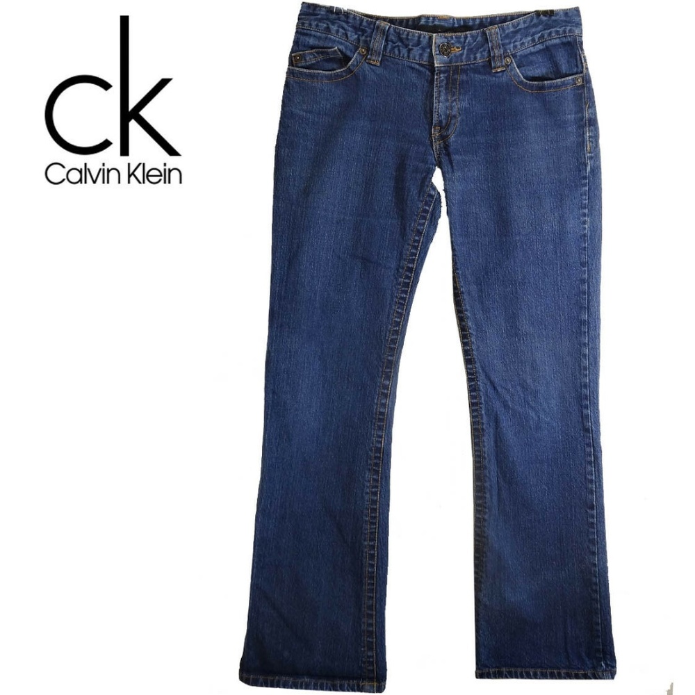 C K Woman JEANS Medium WASH BLUE DENIM SIZE 10/33.